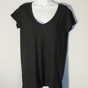 Athleta V-Neck Organic Cotton T Shirt M